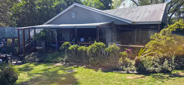 Harvest Milton outdoor deck